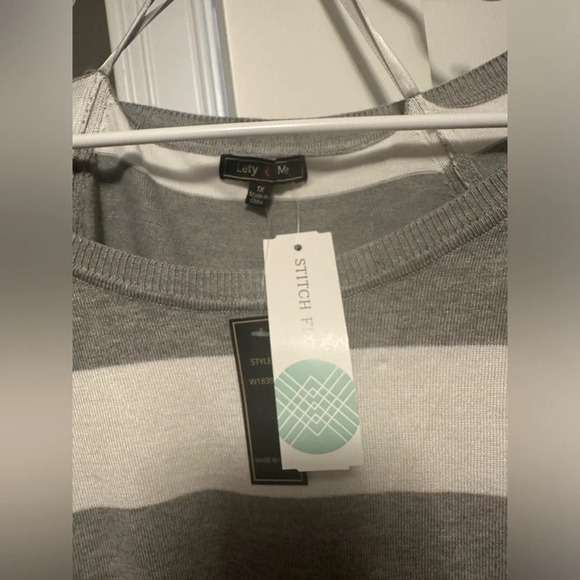 NWT Lefty & Me Striped Pullover - Picture 2 of 4